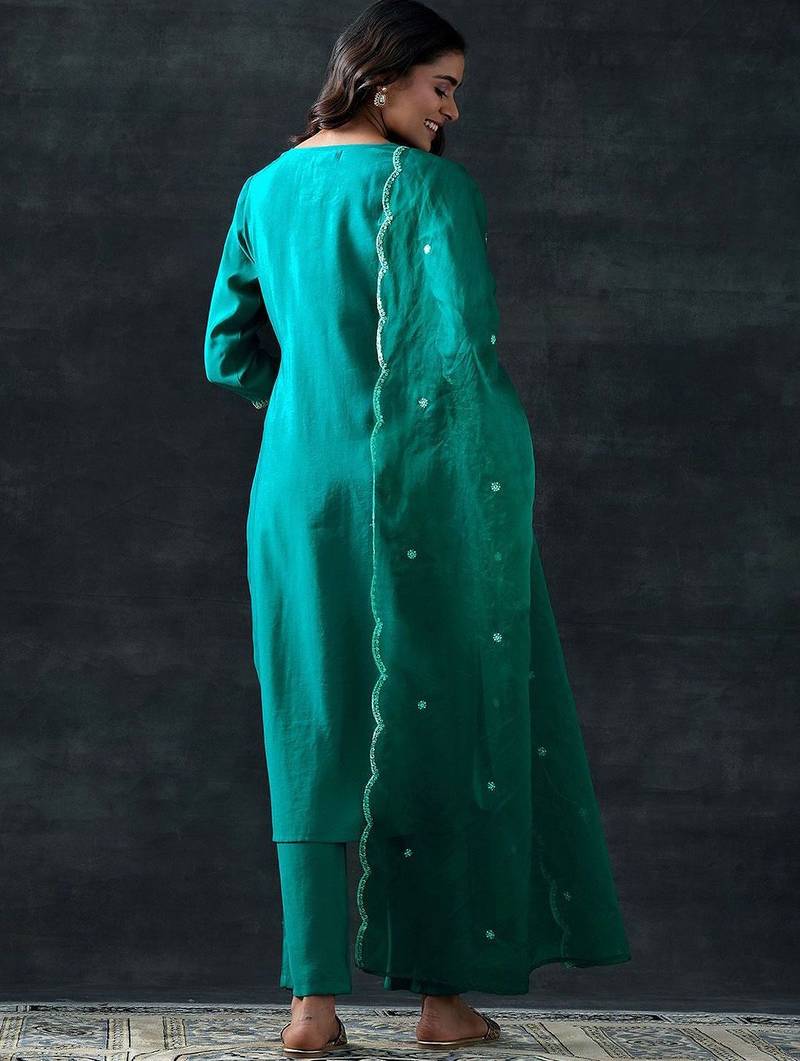 women ethnic motifs yoke design regular kurta with trousers & dupatta