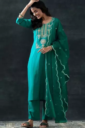 women ethnic motifs yoke design regular kurta with trousers & dupatta