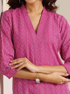 embroidered regular kurta with trousers & dupatta 4