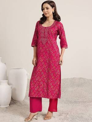 women ethnic motifs printed regular mirror work kurta with trousers & with dupatta 3