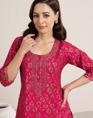 women ethnic motifs printed regular mirror work kurta with trousers & with dupatta 5