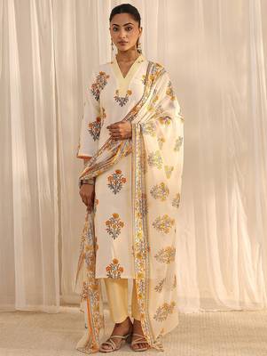 off white floral printed chanderi silk straight suit set with dupatta 2