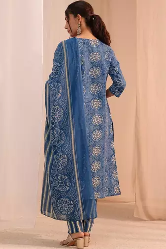 women ethnic motifs printed regular kurta with trousers & with dupatta