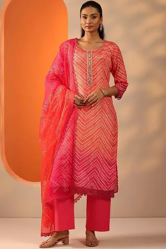 women bandhani printed kurta with trouser & dupatta