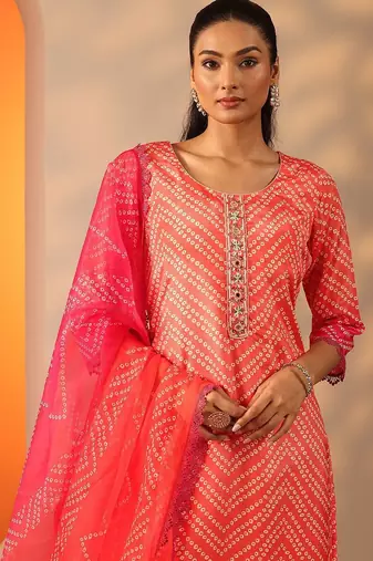 women bandhani printed kurta with trouser & dupatta