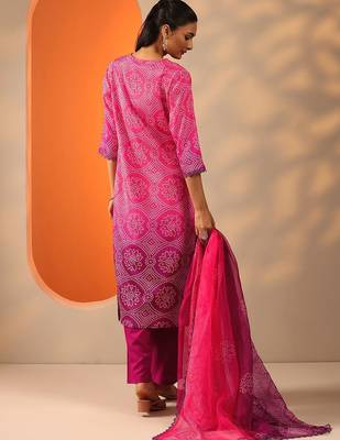 bandhani printed v-neck sequinned straight kurta with trouser and dupatta 5