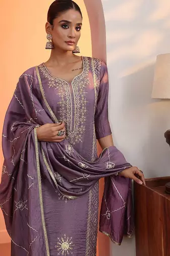 women ethnic motifs embroidered regular kurta with trousers & dupatta