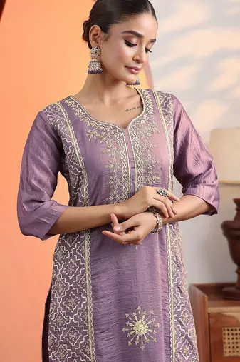 women ethnic motifs embroidered regular kurta with trousers & dupatta