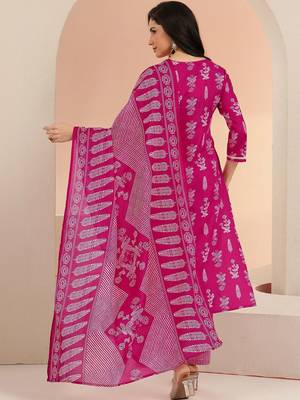 rani pink floral printed cotton blend straight suit set 6