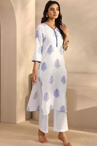 women floral printed regular kurta with palazzos & with dupatta