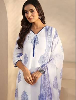 women floral printed regular kurta with palazzos & with dupatta 6