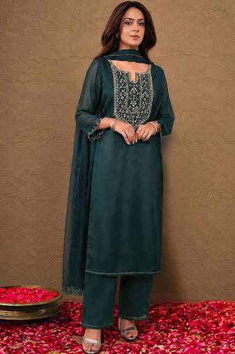 women ethnic motifs embroidered regular kurta with palazzos & with dupatta