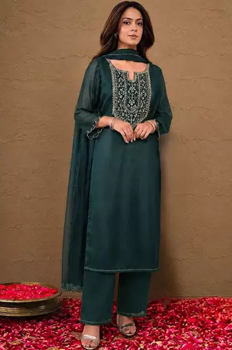 women ethnic motifs embroidered regular kurta with palazzos & with dupatta