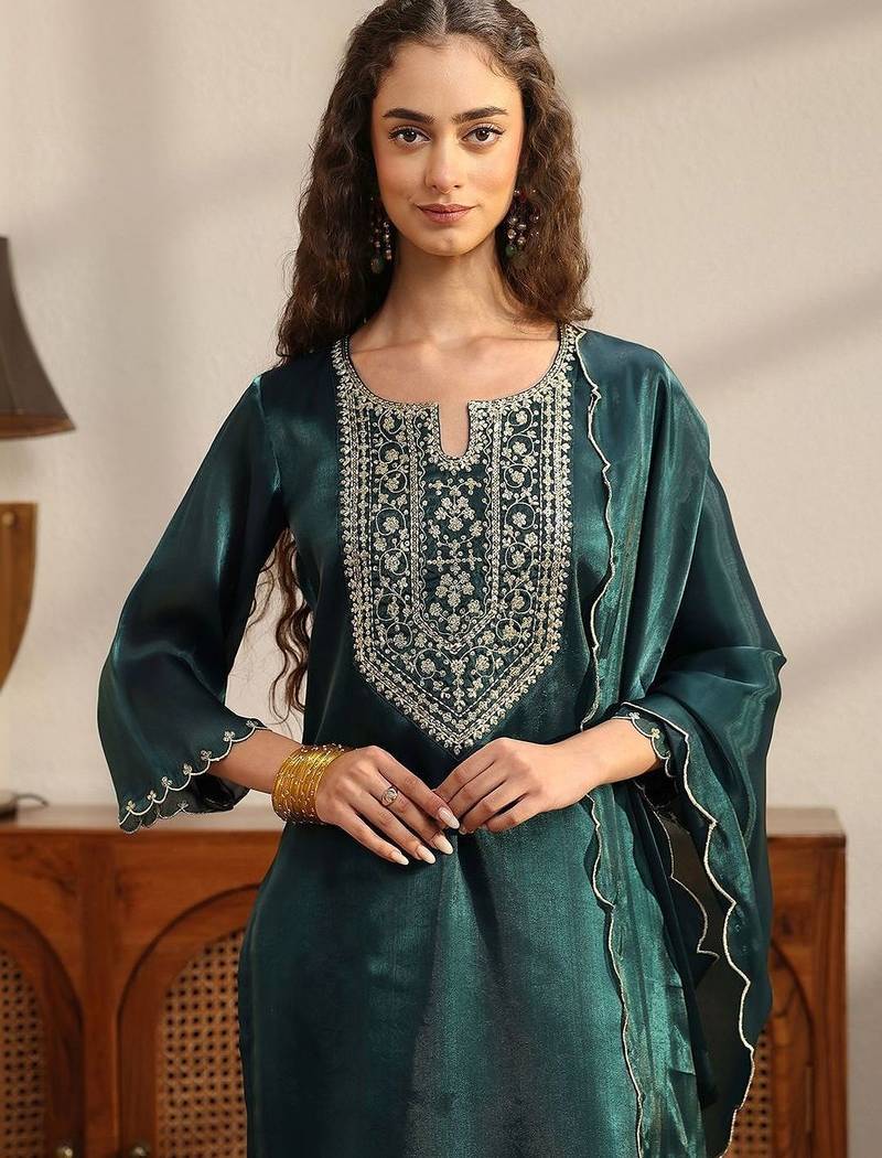 women ethnic motifs embroidered regular kurta with palazzos & with dupatta