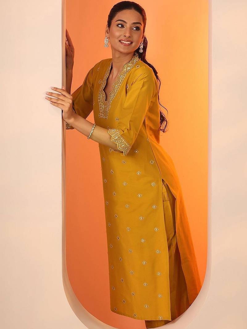 women ethnic motifs embroidered regular sequinned kurta with salwar