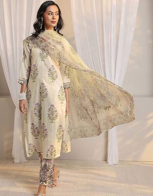 off white floral printed chanderi silk straight suit set with dupatta 2