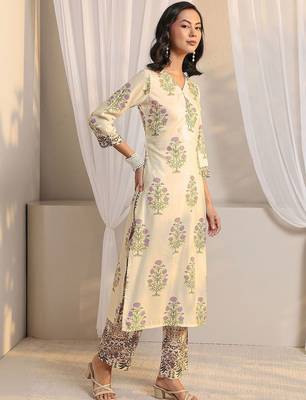 off white floral printed chanderi silk straight suit set with dupatta 3