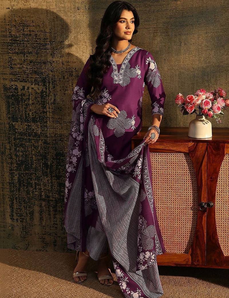 burgundy bandhani cotton blend straight suit set