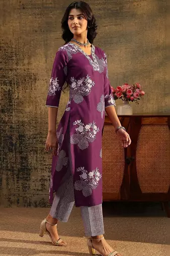 burgundy bandhani cotton blend straight suit set