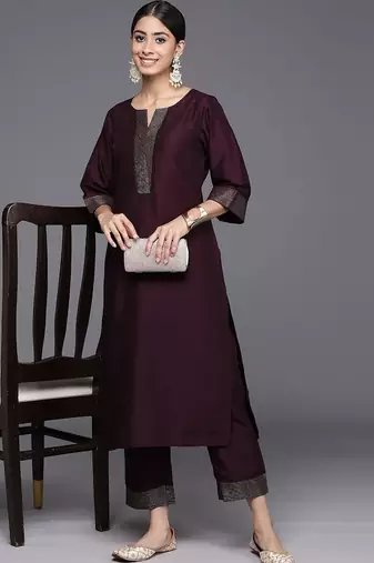 women ethnic motifs regular thread work kurta with trousers