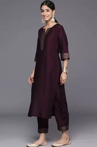 women ethnic motifs regular thread work kurta with trousers