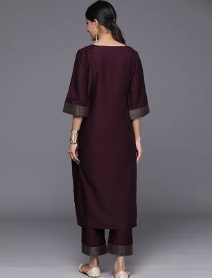 women ethnic motifs regular thread work kurta with trousers 6