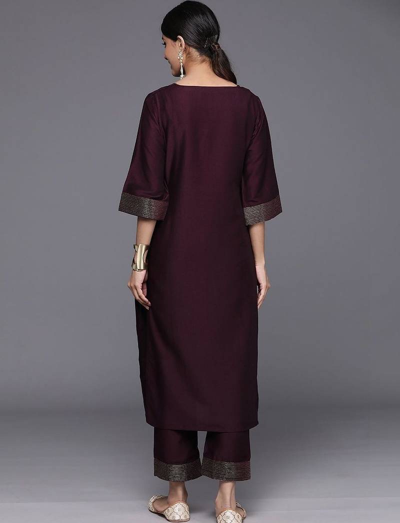 women ethnic motifs regular thread work kurta with trousers