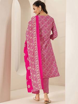 women ethnic motifs printed regular mirror work kurta & trousers with dupatta 4