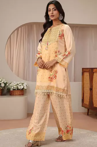 peach floral printed straight kurta set