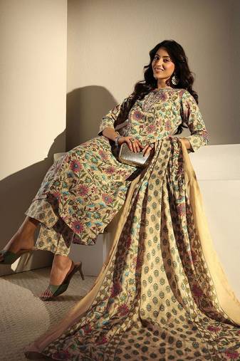 women floral printed regular thread work kurta with trousers & with dupatta