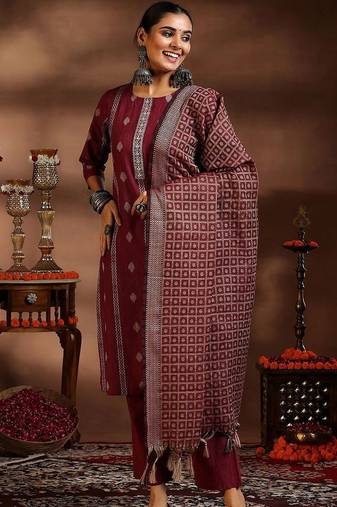 women ethnic motifs regular thread work kurta with trousers & with dupatta