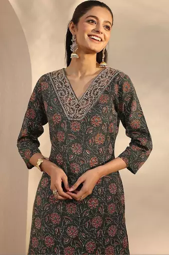 women floral printed regular thread work kurta with trousers & with dupatta