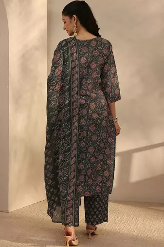 women floral printed regular thread work kurta with trousers & with dupatta