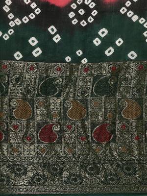 Pink pink & green bandhani printed zari saree 4