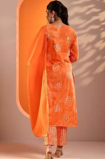 women ethnic motifs printed regular thread work kurta with trousers & with dupatta