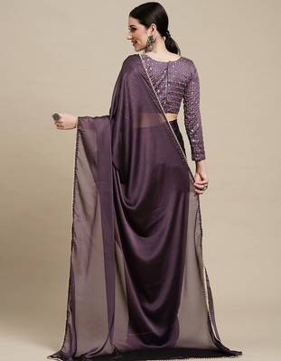 Burgundy burgundy & white embellished  georgette saree 3