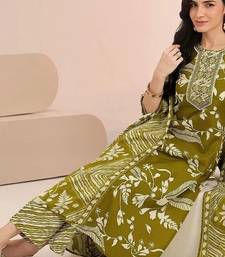 olive green floral printed cotton blend straight suit set