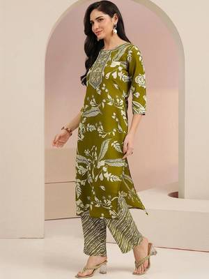 olive green floral printed cotton blend straight suit set 3