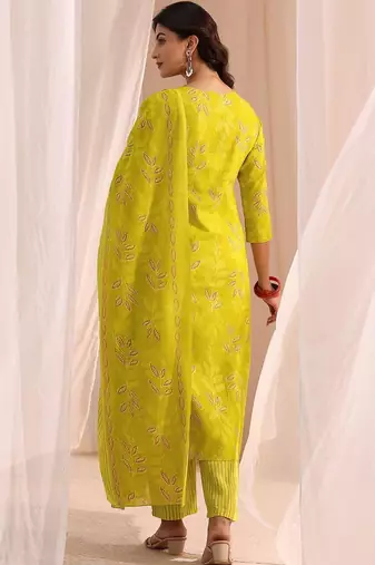 women ethnic motifs printed regular thread work kurta with trousers & with dupatta