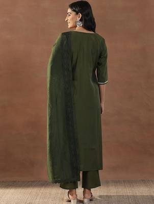 women floral embroidered regular sequinned kurta with trousers & with dupatta 4