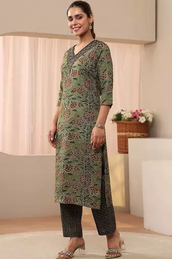 women floral printed regular kurta with palazzos & with dupatta
