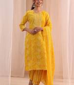 women ethnic motifs printed regular mirror work kurta with trousers & with dupatta