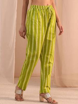 women ethnic motifs printed regular mirror work kurta with trousers & with dupatta 7