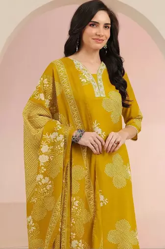 mustard bandhani printed cotton blend straight suit set