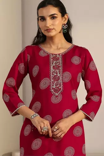women ethnic motifs printed regular thread work kurta with sharara & with dupatta