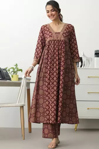 women ethnic motifs printed empire mirror work kurta with trousers