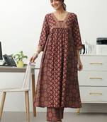 women ethnic motifs printed empire mirror work kurta with trousers
