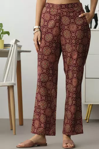 women ethnic motifs printed empire mirror work kurta with trousers