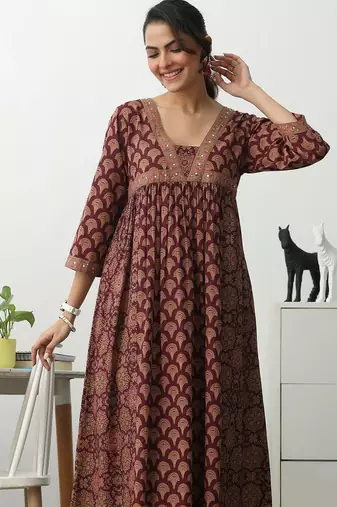 women ethnic motifs printed empire mirror work kurta with trousers