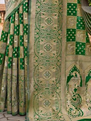 Green woven design zari organza banarasi saree 5